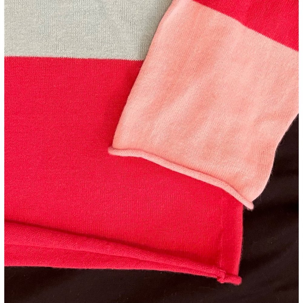 Brodie Cashmere Colorblock Scoop Neck Sweater in Pink, Gray & Coral - Picture 3 of 4